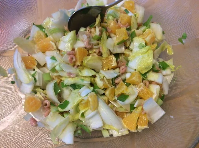Orangen-Chicoree-Salat