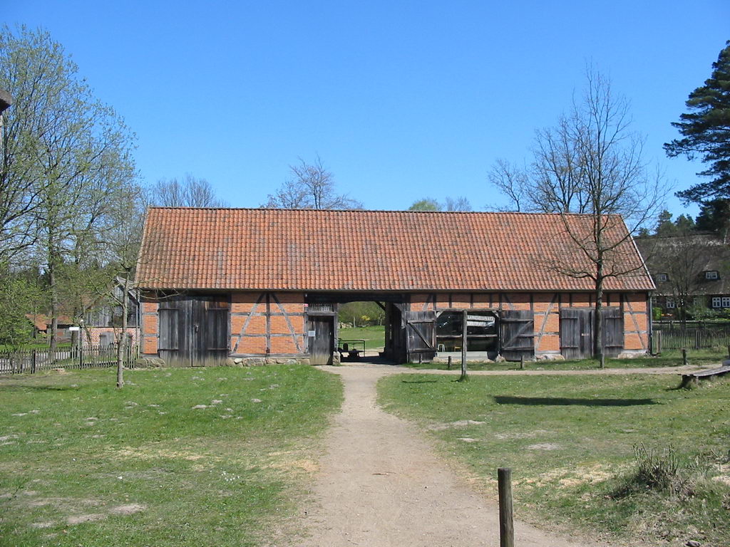 Museumsrundfahrt, Gifhorn, Brome, Suderburg, Museumsdorf Hoesseringen, Erdoelmuseum Wietze