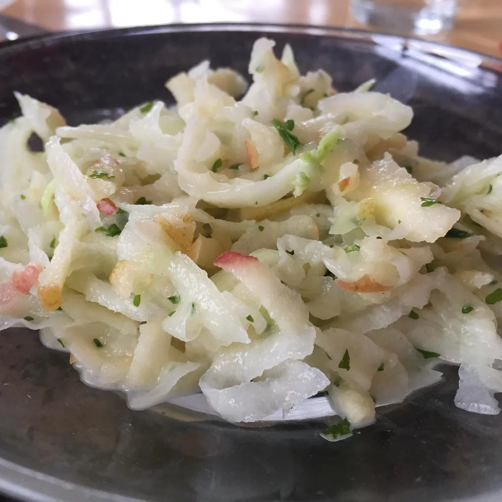 Kohlrabi-Apfel-Salat