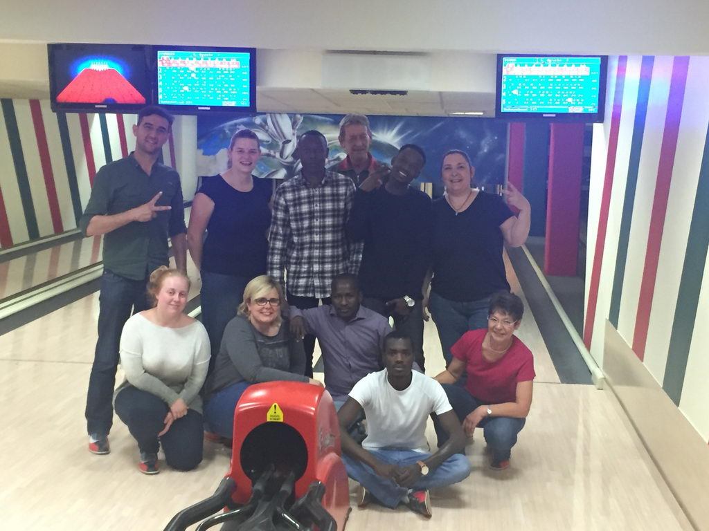Bowling mit Stammtisch International von Lehrte hilft