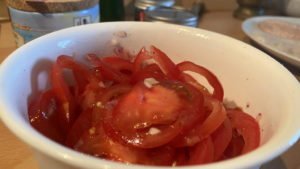 Rotbarsch Pilzreis Tomatensalat 12-12