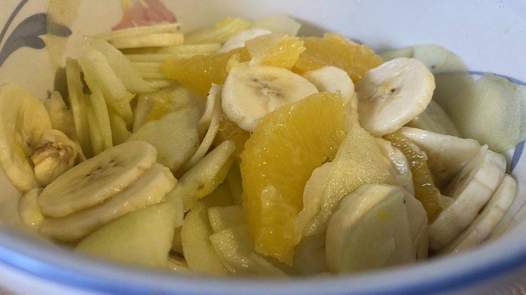 Pilz-Gnocchi mit Champignon-Rahmsauce - Obstsalat