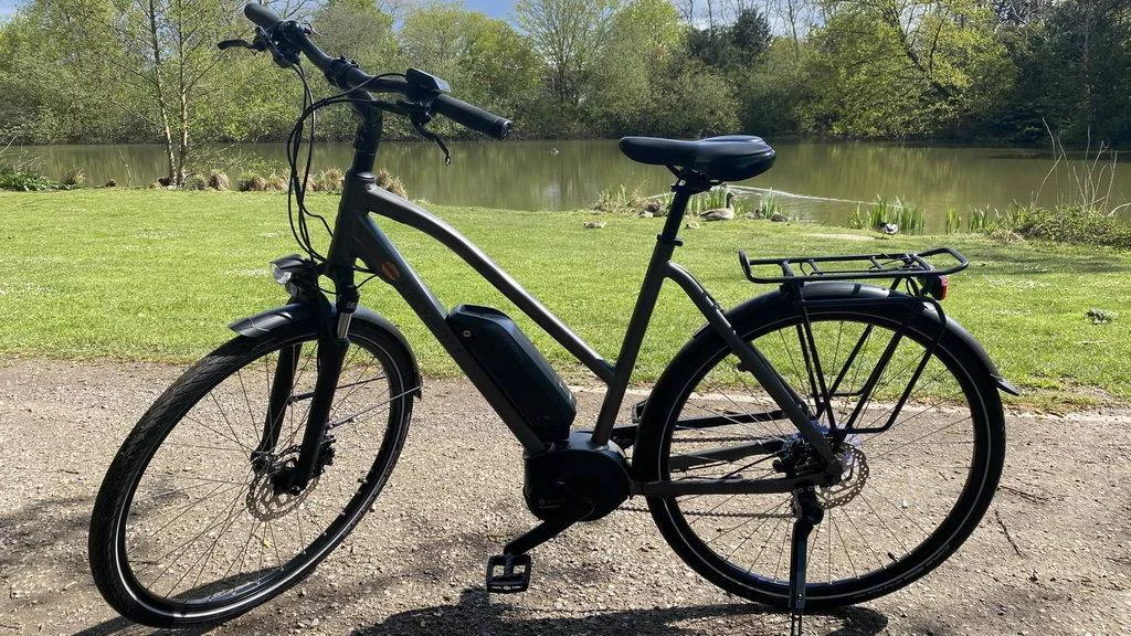 neues E-Bike - Probefahrt vor Kauf im Stadtpark Lehrte