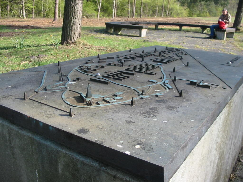 Bergen-Belsen