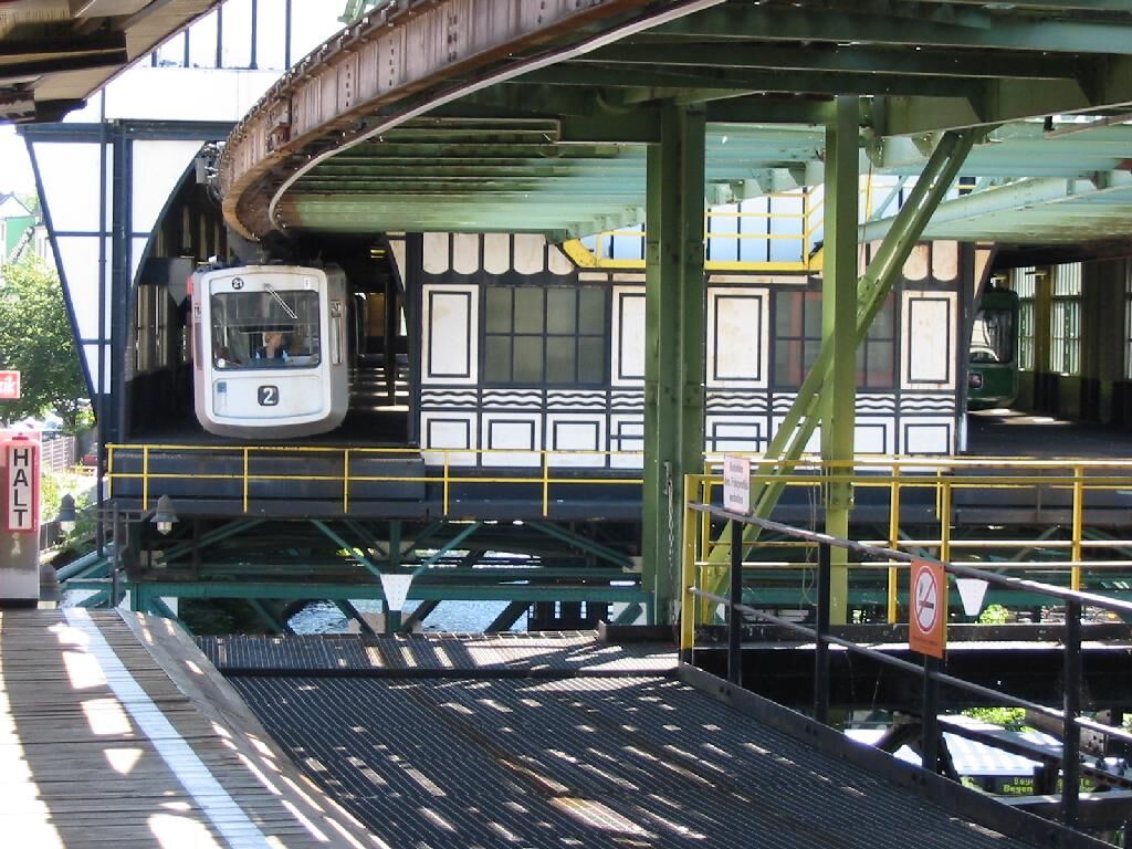 Wuooertal Schwebebahn