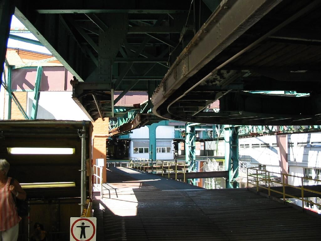 Wuooertal Schwebebahn