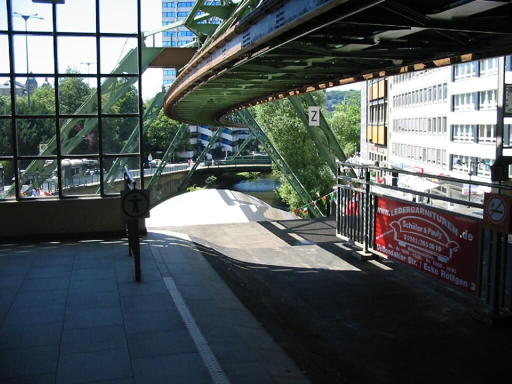 Wuooertal Schwebebahn