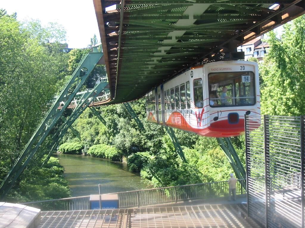 Wuooertal Schwebebahn