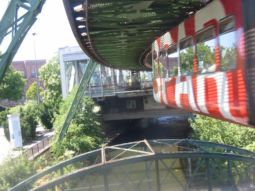 Wuooertal Schwebebahn