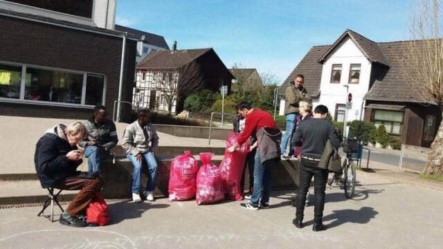 fertig mit Müll sammeln