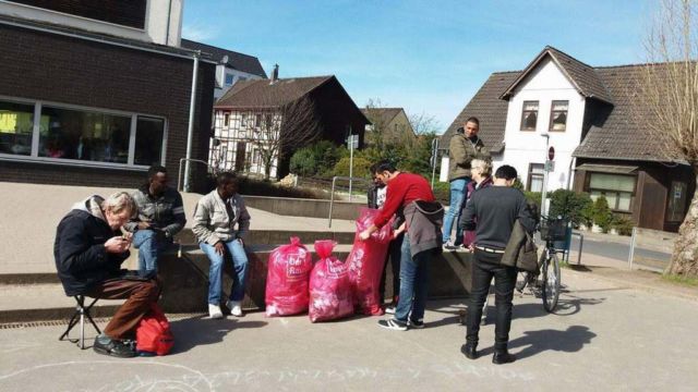 fertig mit Müll sammeln