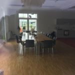 Kochgruppe mit Aprilwetter