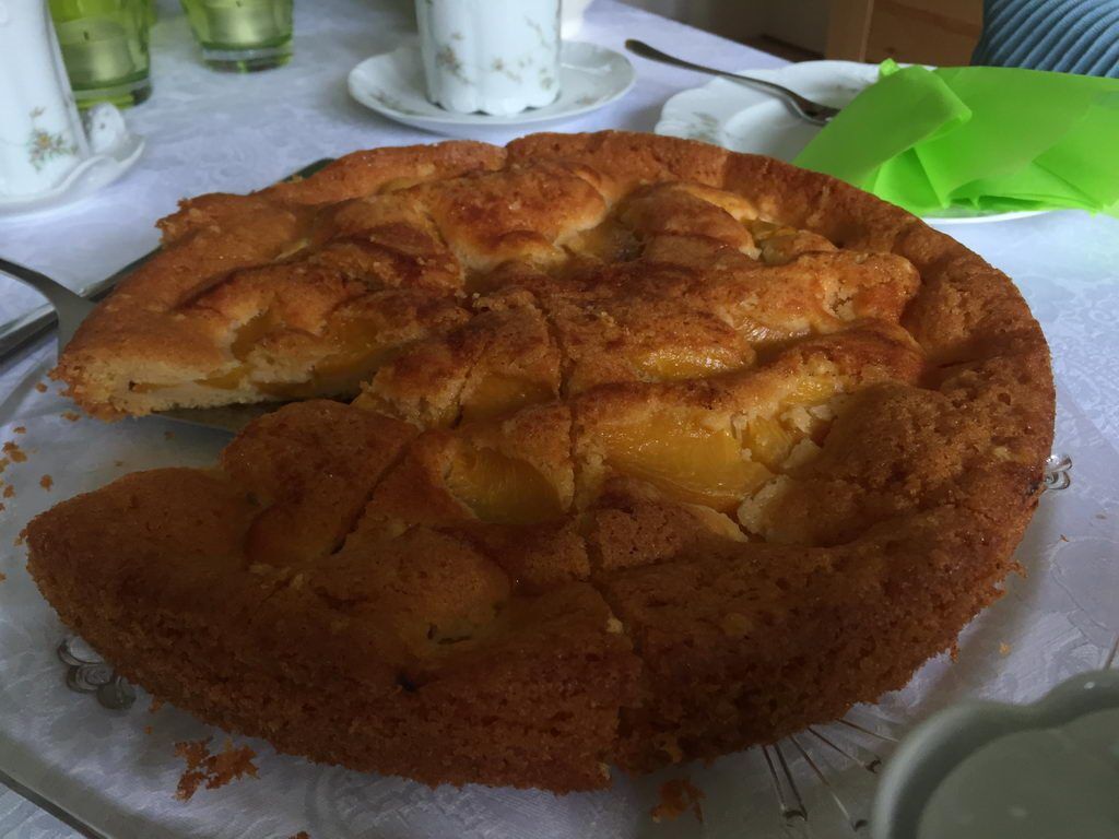 Kuchen und Kaffee - Spargel essen bei Mutter in Gedenken an meinen Papa