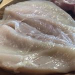 Poulardenbrust mit Schmetterlingsschnitt